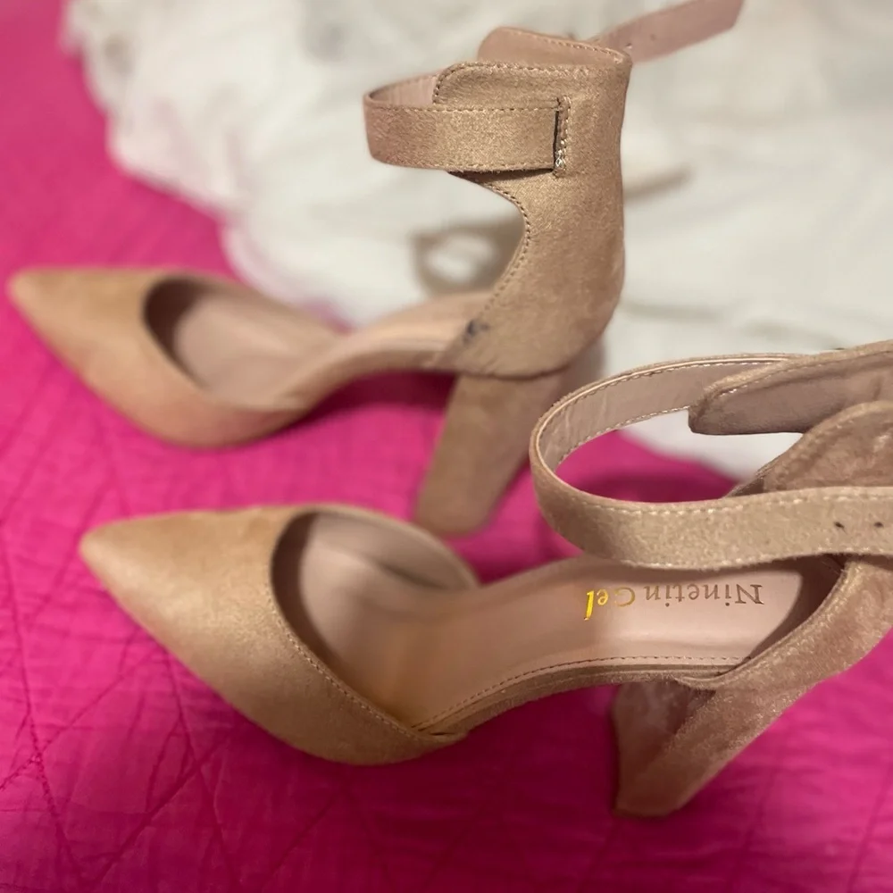 Super cute high heels size 8.5 - Picture 3 of 4